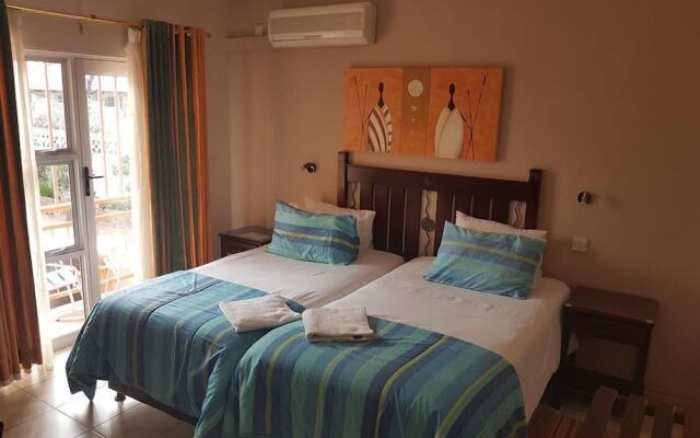 Cactus Inn