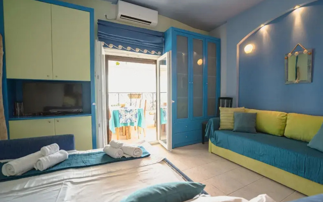 Lilly s Seaview Studio