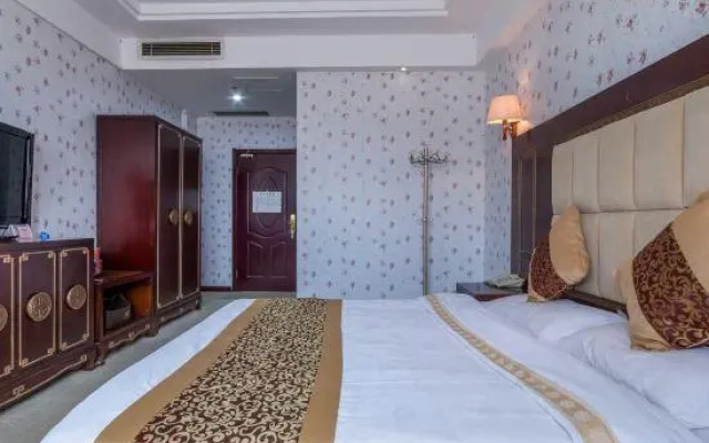 Huashen Hotel (Yuzhou Shenhou Ancient Town)