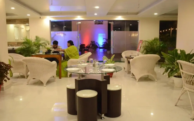V Hotels