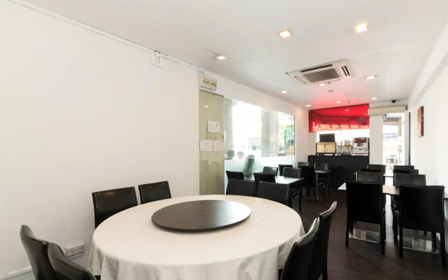 Days Inn by Wyndham Singapore Novena, previously known as Value Thomson Singapore