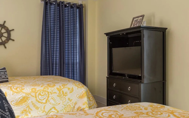 Windward Pointe 102