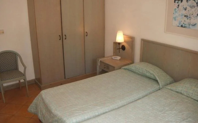 Comino Hotel