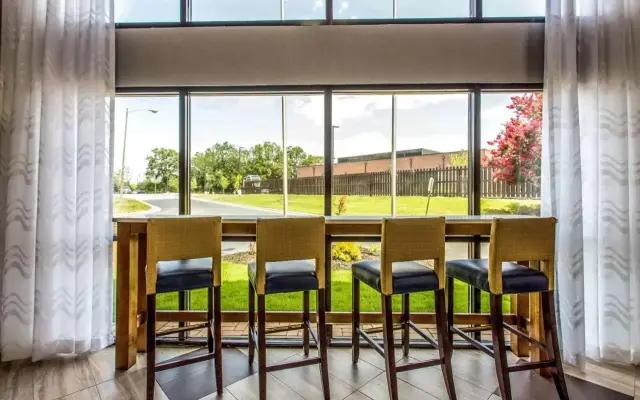 Holiday Inn Express Charlotte-Carowinds