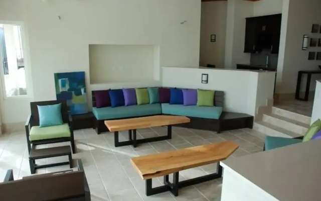 Sky Beach Club Villa Waterfall 2 4 Bedroom Villa