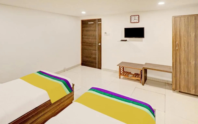 Itsy By Treebo - Radhe Residency