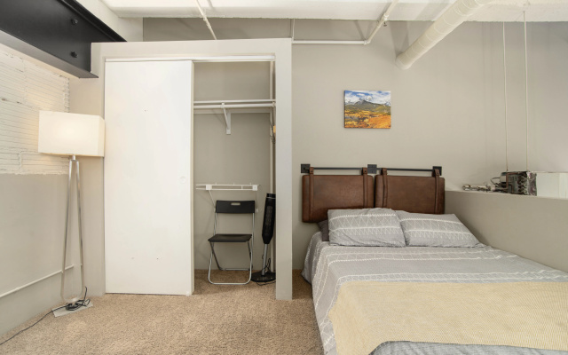 Downtown Denver 2BR Apartment - Open Plan Living!