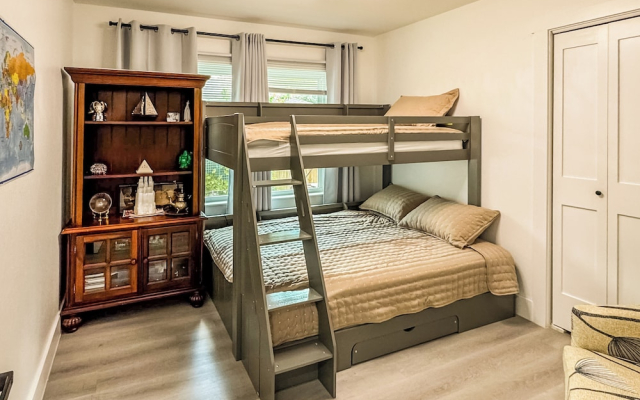 The Houston Oasis - Urban Luxury