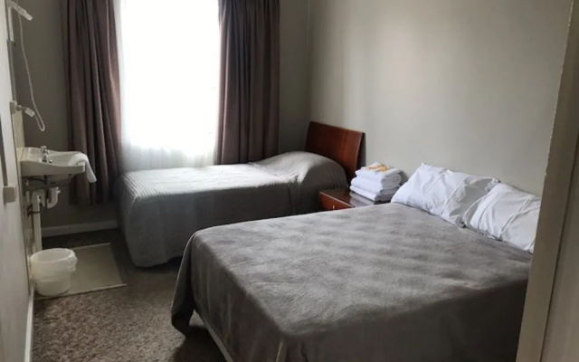 Lakes and Ocean Hotel Forster