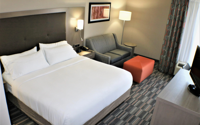 Holiday Inn Express Woodstock-Shenandoah Valley by IHG