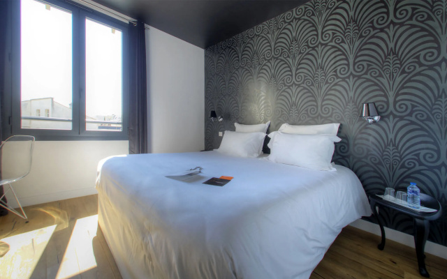 Отель Marcus