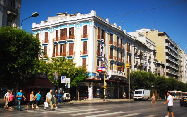 Hotel Kastoria вид на фасад