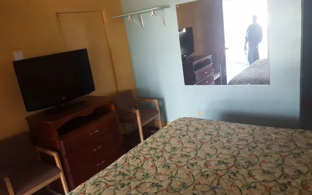 Guest Host Motel