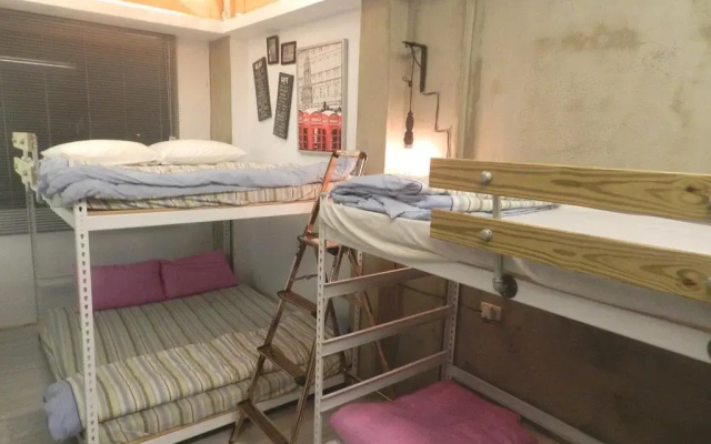 9527 Taichung Hostel