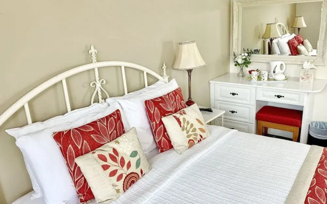Kingfisher Lodge