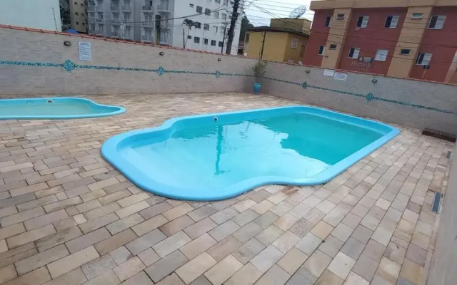 Apto a 600 metros da Praia Grande em Ubatuba SP
