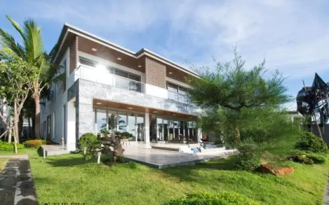 THE FIVE - 5BR - Ocean Villas Da Nang