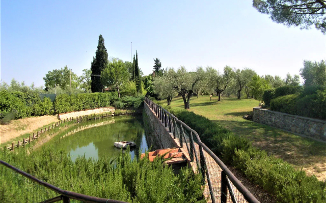 Apartment in Castelfiorentino With Pool
