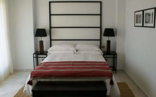 Apartamentos Fuente Aloha
