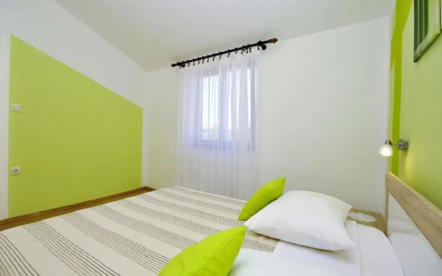 Holiday House Bruno 639