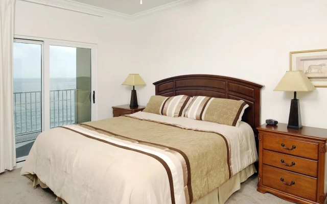 Seawind 406 - Two Bedroom Condo