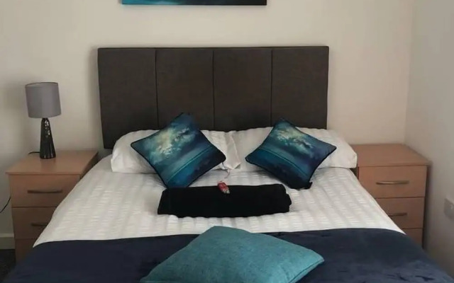 Lovely 4-bed House in Anfield all En-suite,