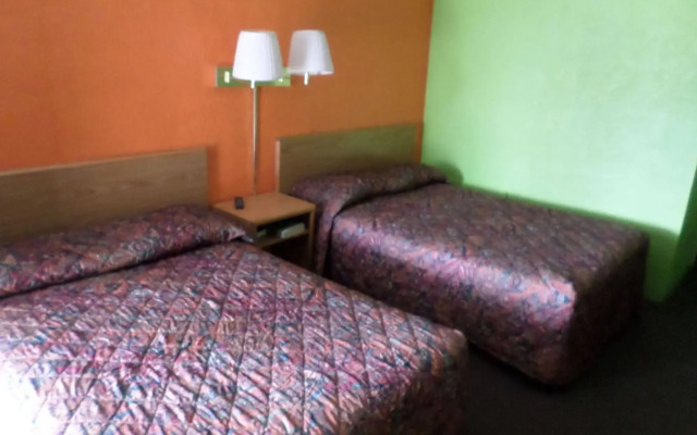 Broadway Motel Des Moines