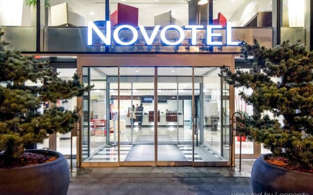 Отель Novotel Luxembourg Centre Люксембург, Люксембург - 1 отзыв об отеле, цены и фото номеров - забронировать отель Novotel Luxembourg Centre онлайн вид на фасад