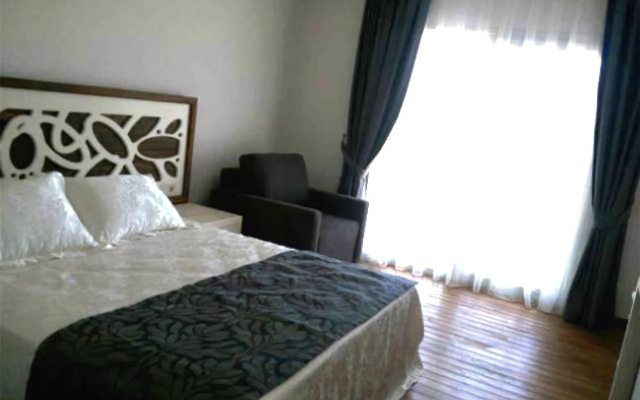 Meggs Bodrum Beach Hotel