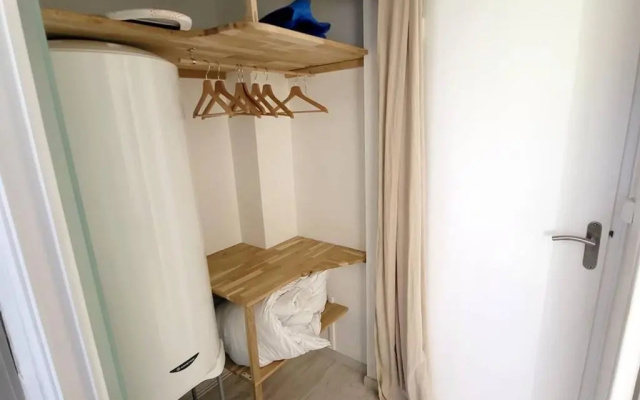 Appartement Six-Fours-les-Plages, 2 pièces, 4 personnes - FR-1-316-232