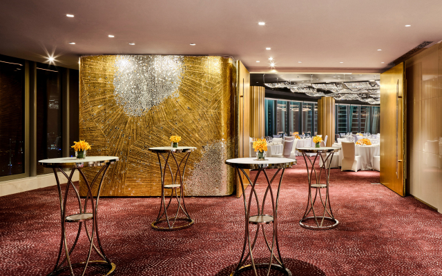 J Hotel, Shanghai Tower