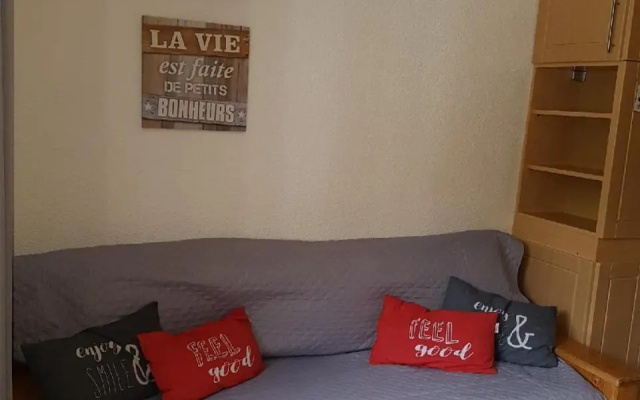 Studio Au Pied Des Pistes Et Funiculaire