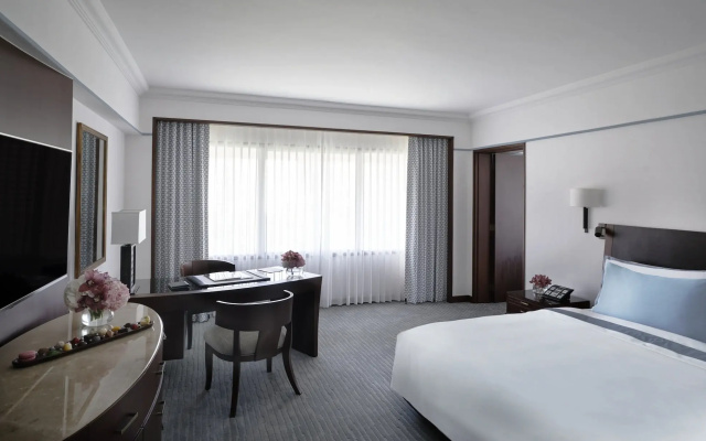 The Peninsula Manila