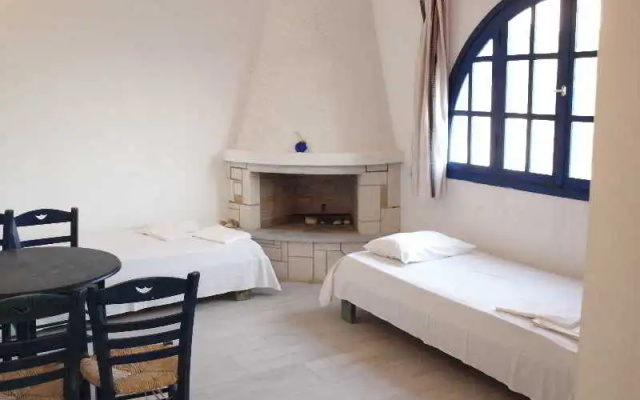 Anemoessa Hotel
