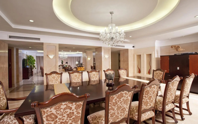 New Century Sea View Hotel Qinhuangdao