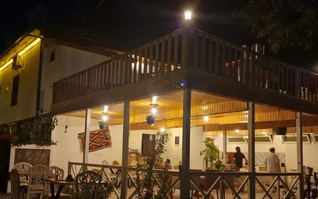 Tas Konak Butik Otel Bungalov