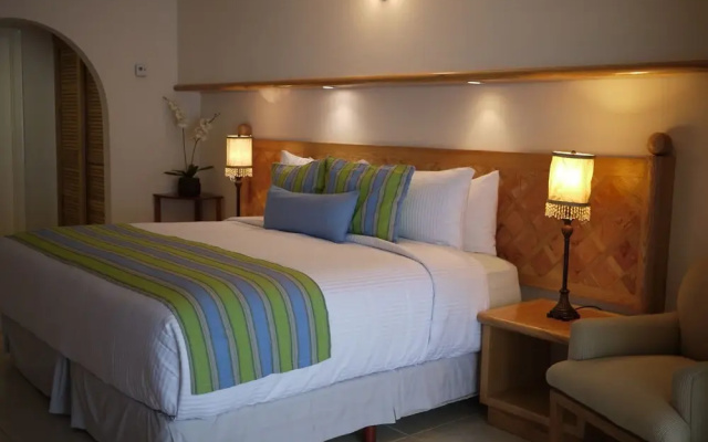 Oceanfront Condo at Cancun Top Rated beach