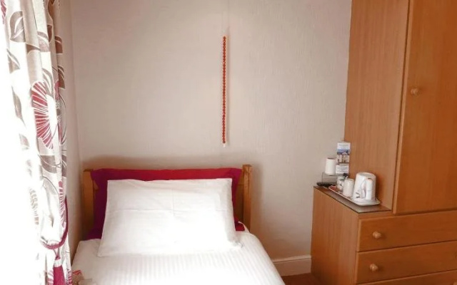 Abbey Hotel - Guest House
