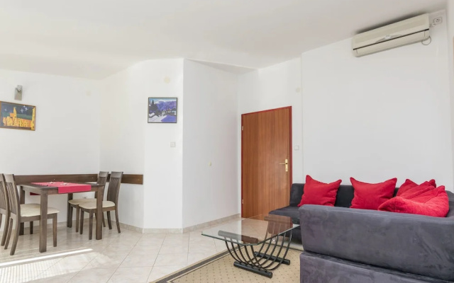 Apartment Mladen