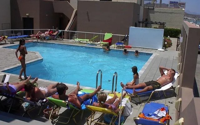 Pela Mare Apartments