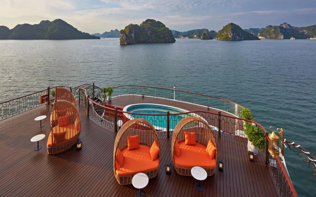 La Vela Classic Cruise - Managed by Paradise Cruises