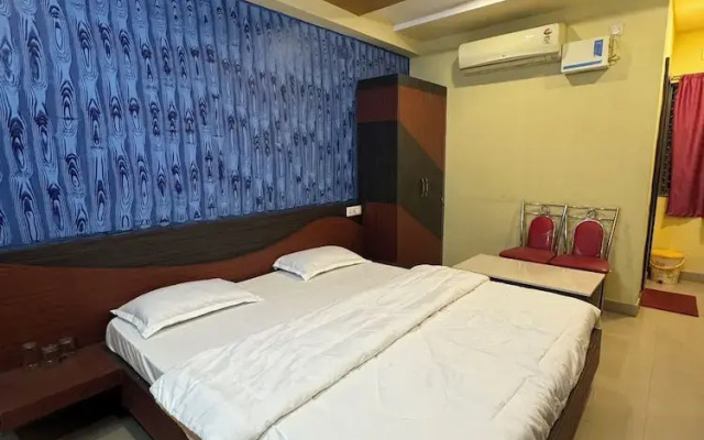 Hotel Asha Pride