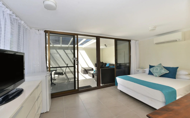 Tropical Reef Apartments Port Douglas