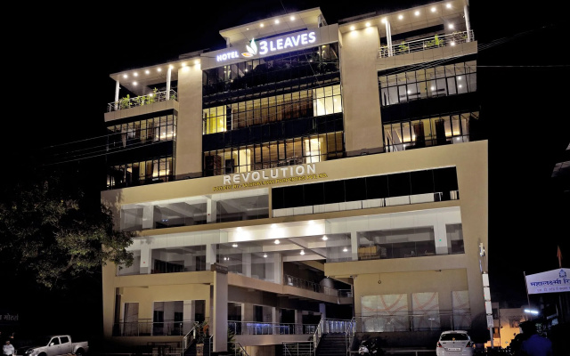 Hotel 3 Leaves