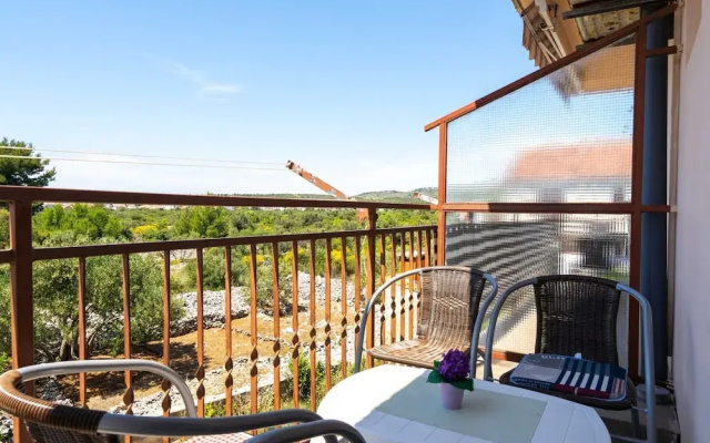 Simplistic Apartment in Rogoznica near Sea Beach