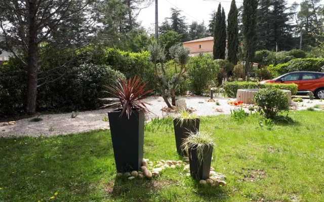 Les Coronilles