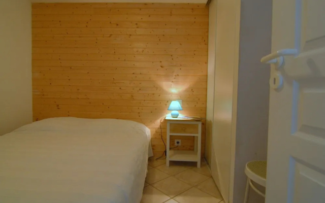 Quaint Holiday Home in Chateau-d'Olonne near Sea