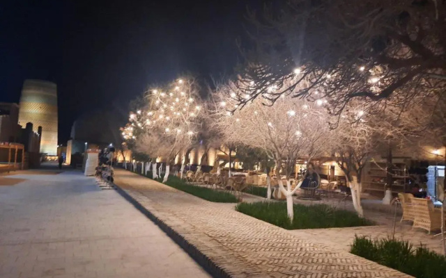 Khan Hotel