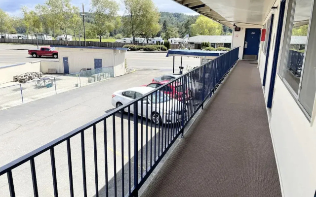 Economy Inn Reedsport