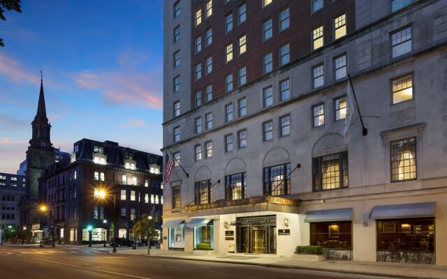 Отель Taj Boston вид на фасад